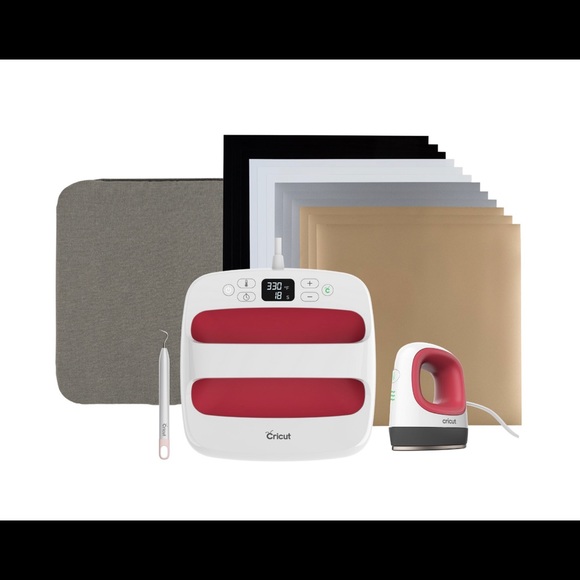 Cricut Easy Press 2 Bundle w/Cricut Mini Raspberry,Mini Heat Press & Accessories - Picture 3 of 7